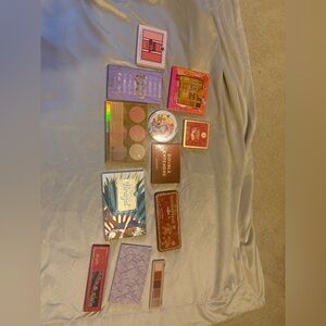 Giant Eyeshadow Palette and Face Palette Bundle